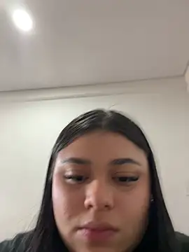 alissonfernandez  online show from 01/22/25, 03:51