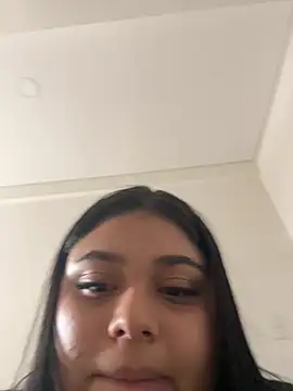 alissonfernandez  online show from 01/22/25, 06:52