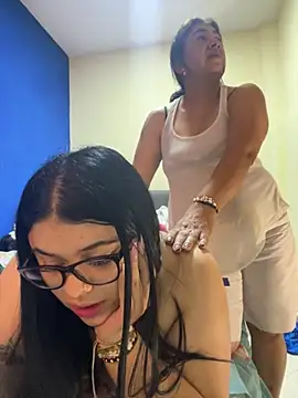 Snapshot of alissonfernandez_ chatting on 10/12/25, 05:34 alissonfernandez online show from 10/12/25, 05:34