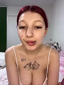 Alissa kiss online show from 01/06/25, 03:51