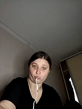 Snapshot of kila_lo chatting on 02/14/25, 07:33 kila lo online show from 02/14/25, 07:33