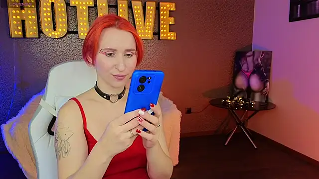 Snapshot of AliceBYKiss chatting on 02/14/25, 12:36 AliceBYKiss online show from 02/14/25, 12:36