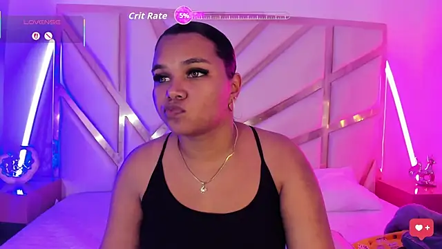 Snapshot of Carolina_Evanss chatting on 10/12/25, 11:42 Carolina Evanss online show from 10/12/25, 11:42