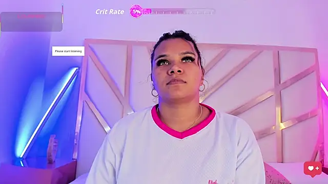 Snapshot of Carolina_Evanss chatting on 10/28/25, 11:47 Carolina Evanss online show from 10/28/25, 11:47