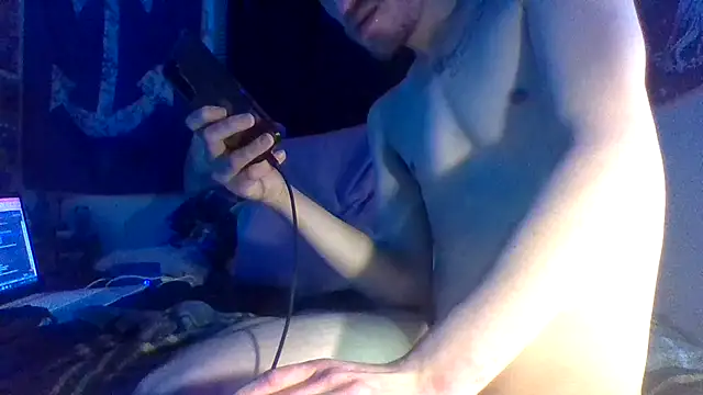 ATwinkie online show from 02/19/25, 08:33