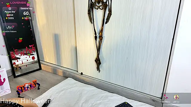 cutehanna1 online show from 10/29/25, 07:59