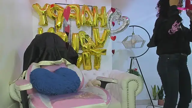 Theia moon online show from 02/17/25, 12:38