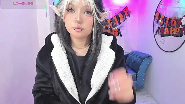 Theia moon online show from 11/01/25, 01:24