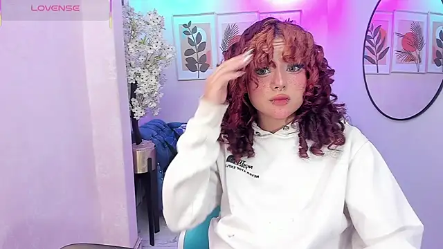 Theia moon online show from 11/19/25, 01:55