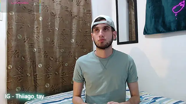 Snapshot of Thhiago_tay chatting on 10/20/25, 06:36 Thhiago tay online show from 10/20/25, 06:36