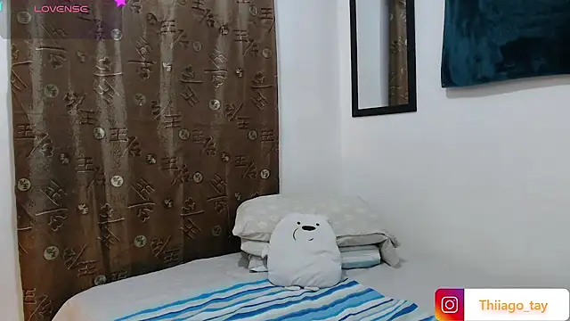 Snapshot of Thhiago_tay chatting on 11/11/25, 04:56 Thhiago tay online show from 11/11/25, 04:56