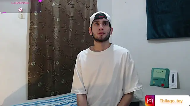 Snapshot of Thhiago_tay chatting on 11/26/25, 06:09 Thhiago tay online show from 11/26/25, 06:09