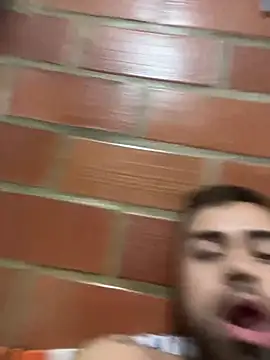 Snapshot of dickhorny_69 chatting on 01/03/25, 05:06 dickhorny 69 online show from 01/03/25, 05:06