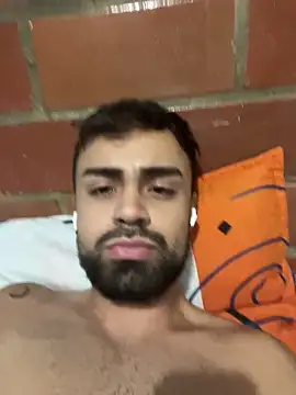 Snapshot of dickhorny_69 chatting on 01/17/25, 04:17 dickhorny 69 online show from 01/17/25, 04:17