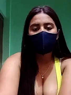 Snapshot of lovely-tanu chatting on 12/08/24, 11:14 lovely-tanu online show from 12/08/24, 11:14