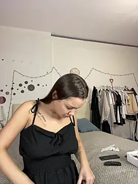 MiraMiss online show from 01/29/25, 04:58