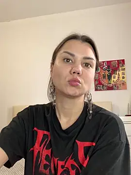 MiraMiss online show from 10/11/25, 09:19