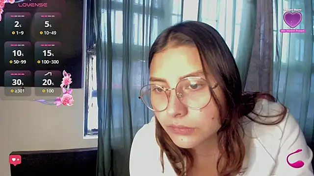 Noellesable online show from 10/08/25, 05:21