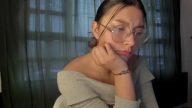 Noellesable online show from 10/11/25, 06:06