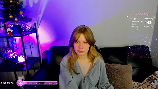 Snapshot of EvaStevs chatting on 12/20/24, 06:13 EvaStevs online show from 12/20/24, 06:13