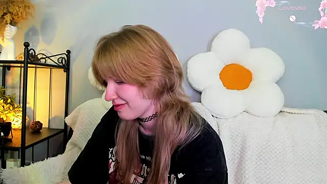 Snapshot of EvaStevs chatting on 02/16/25, 11:26 EvaStevs online show from 02/16/25, 11:26