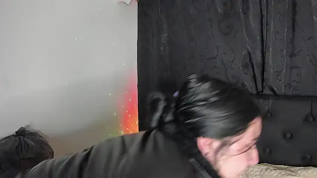 jenifer  power10 online show from 10/17/25, 07:27