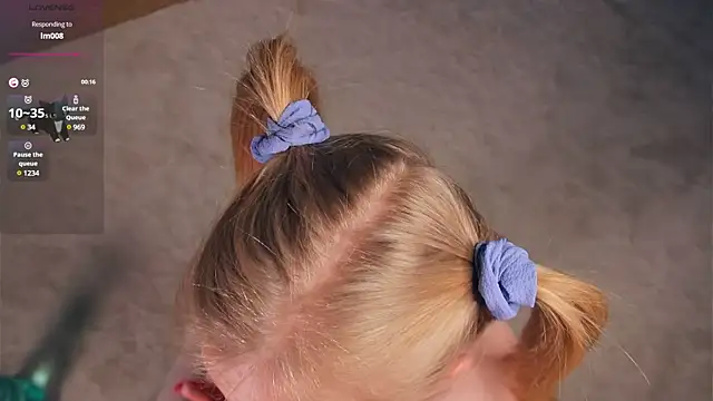 Snapshot of OdelinaFicken chatting on 03/03/25, 10:49 OdelinaFicken online show from 03/03/25, 10:49