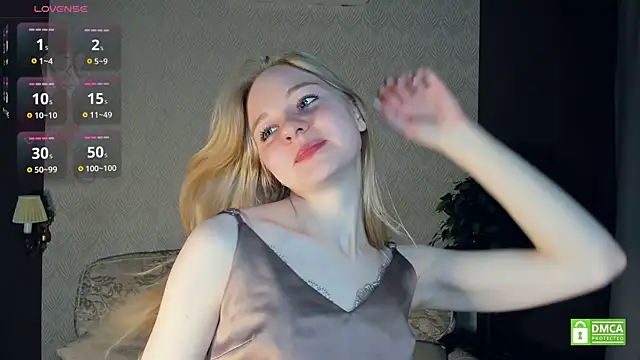 Snapshot of OdelinaFicken chatting on 03/09/25, 08:29 OdelinaFicken online show from 03/09/25, 08:29