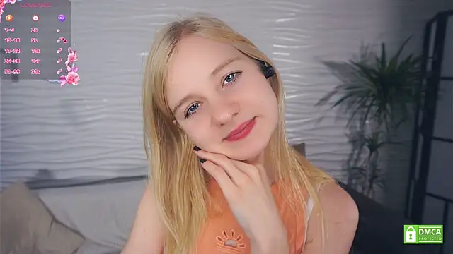 Snapshot of OdelinaFicken chatting on 09/17/25, 06:15 OdelinaFicken online show from 09/17/25, 06:15