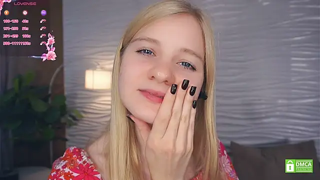 Snapshot of OdelinaFicken chatting on 09/18/25, 06:26 OdelinaFicken online show from 09/18/25, 06:26