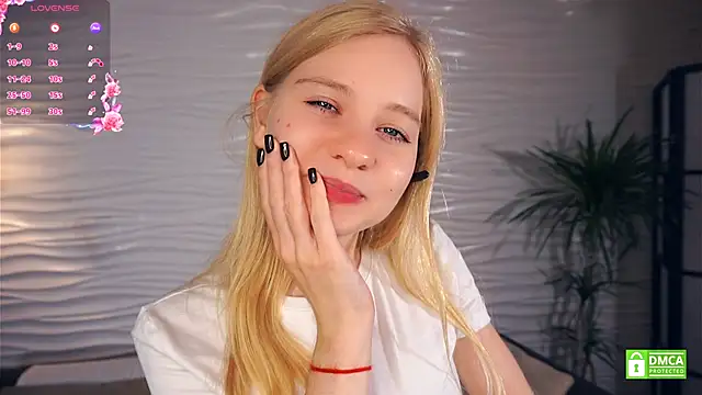 Snapshot of OdelinaFicken chatting on 09/24/25, 05:11 OdelinaFicken online show from 09/24/25, 05:11