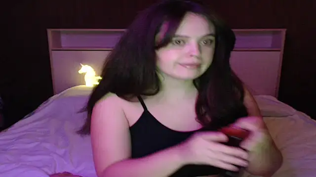 Snapshot of Karry-SEX chatting on 12/12/24, 04:21 Karry-SEX online show from 12/12/24, 04:21