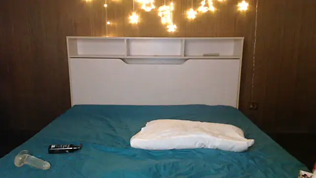 Snapshot of Karry-SEX chatting on 01/14/25, 03:47 Karry-SEX online show from 01/14/25, 03:47