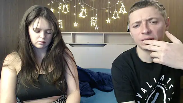 Snapshot of Karry-SEX chatting on 02/21/25, 07:34 Karry-SEX online show from 02/21/25, 07:34