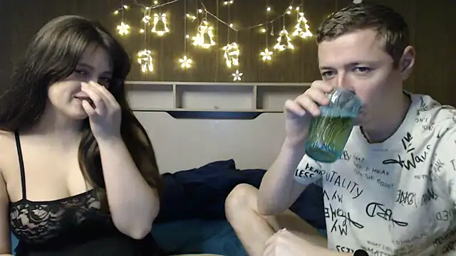 Snapshot of Karry-SEX chatting on 03/09/25, 09:13 Karry-SEX online show from 03/09/25, 09:13