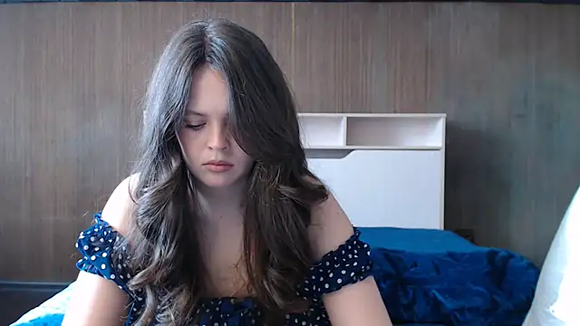 Snapshot of Karry-SEX chatting on 10/19/25, 07:53 Karry-SEX online show from 10/19/25, 07:53