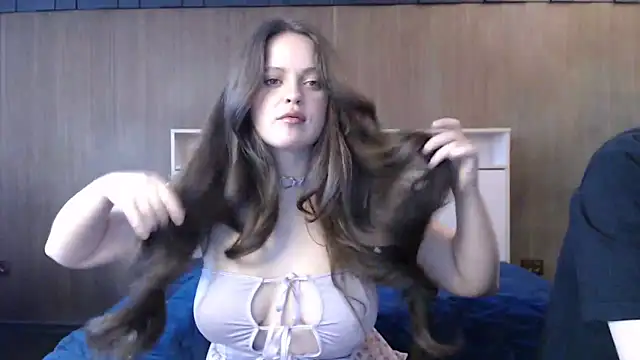 Snapshot of Karry-SEX chatting on 10/28/25, 07:01 Karry-SEX online show from 10/28/25, 07:01