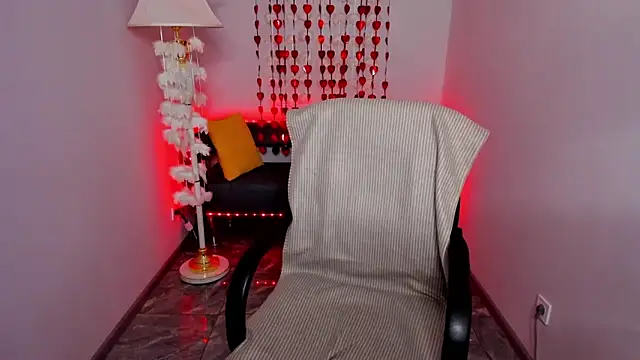 Angelina Clarks online show from 03/12/25, 04:24