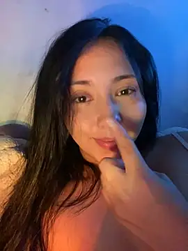 Snapshot of sweet_kitty0110 chatting on 01/13/25, 05:12 sweet kitty0110 online show from 01/13/25, 05:12