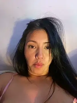 Snapshot of sweet_kitty0110 chatting on 01/20/25, 06:42 sweet kitty0110 online show from 01/20/25, 06:42