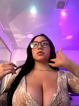 i akane online show from 10/30/25, 02:07