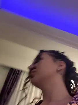 Snapshot of lissa_yasemin chatting on 02/14/25, 09:43 lissa yasemin online show from 02/14/25, 09:43