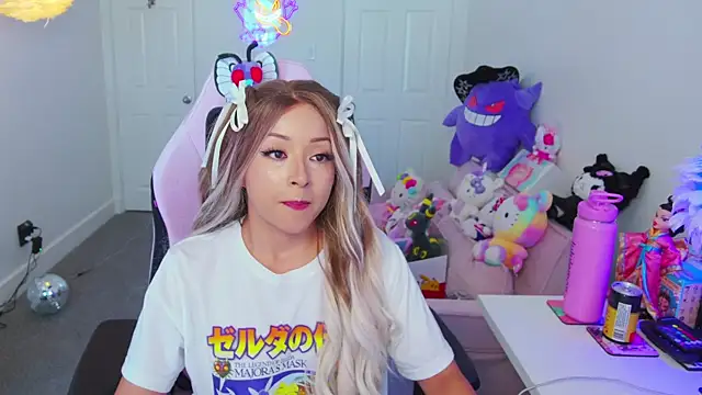 FunSizedGal online show from 09/30/25, 10:37