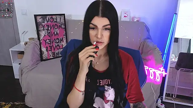 Tiffany lab online show from 11/06/25, 08:37