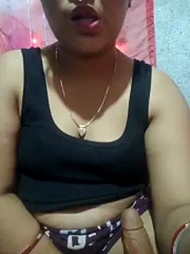 Snapshot of Super-Couple chatting on 11/12/25, 03:12 Super-Couple online show from 11/12/25, 03:12