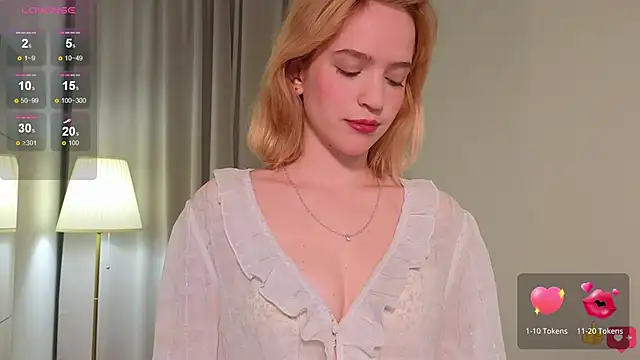 Snapshot of lolly_pie chatting on 01/11/25, 03:31 lolly pie online show from 01/11/25, 03:31