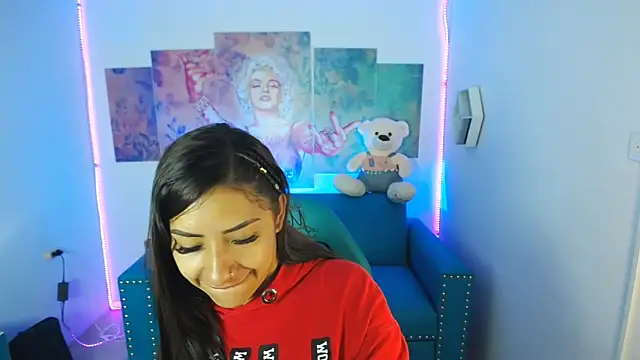 Sofi hot 4m online show from 02/03/25, 12:25