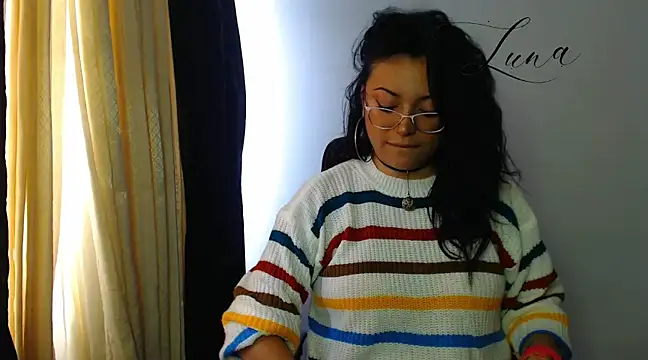 Snapshot of Lunavega1 chatting on 03/05/25, 04:46 Lunavega1 online show from 03/05/25, 04:46
