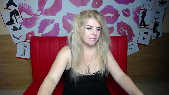 Julya Barbi online show from 11/15/25, 06:00