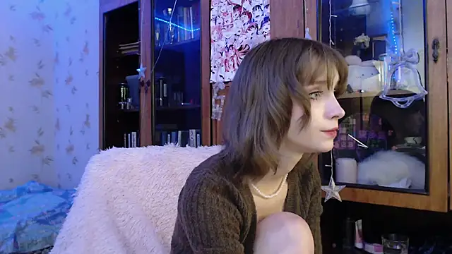 cloudgirrl online show from 01/20/25, 09:22